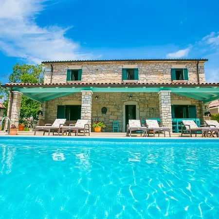 Charming Luce Ribari In Istria Countryside *