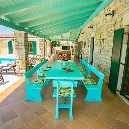 Charming Luce Ribari In Istria Countryside *