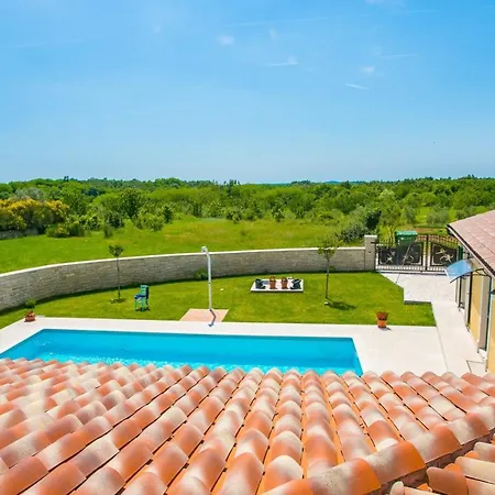 Charming Luce Ribari In Istria Countryside *